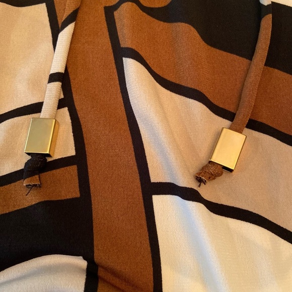 Chico's Brown Knit Kit Groovy Swirl Lace Up Long Sleeve Top Size 0 - Picture 9 of 9